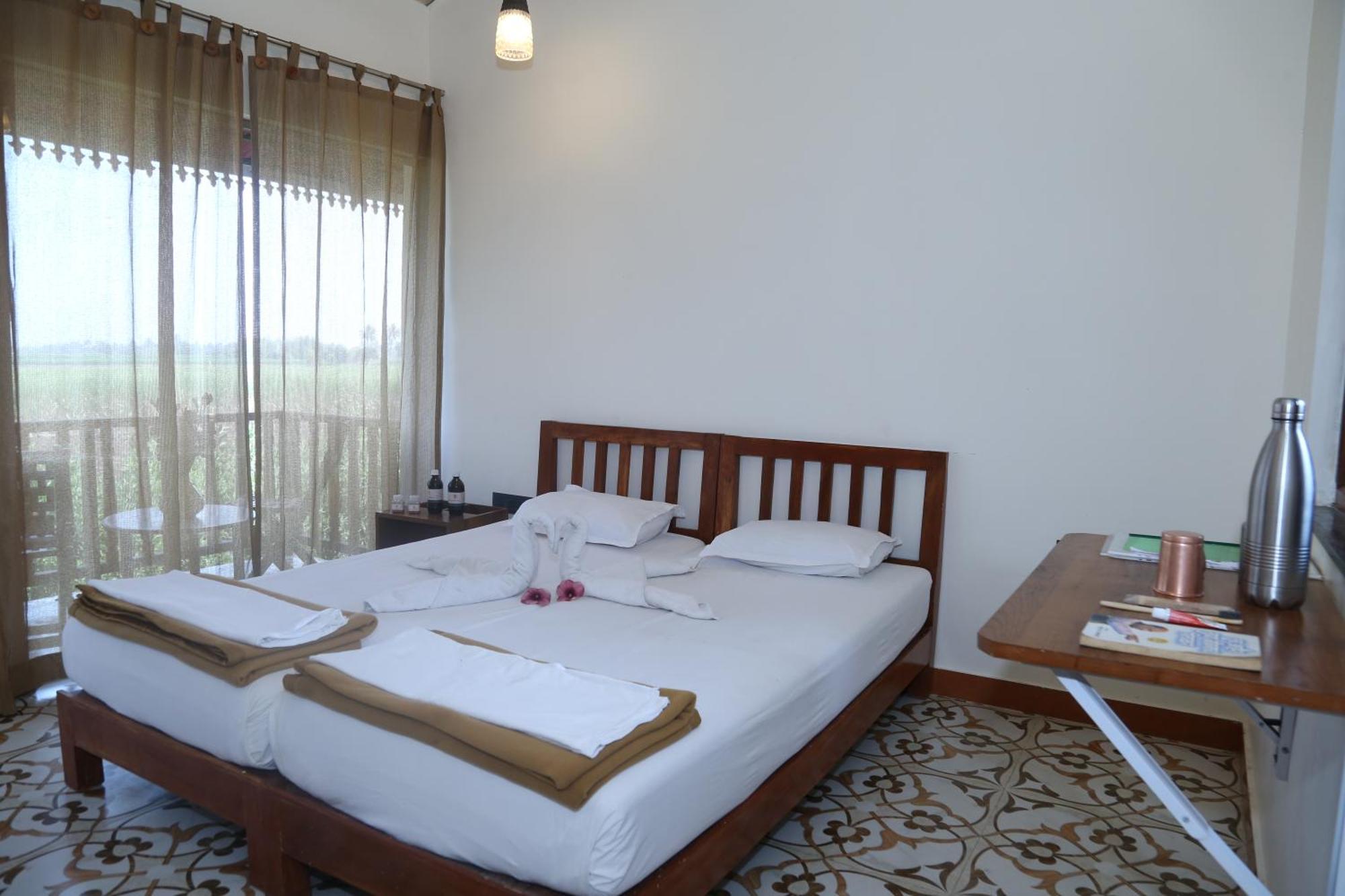 Готель Tapasya Health & Wellness Jaysingpur Екстер'єр фото